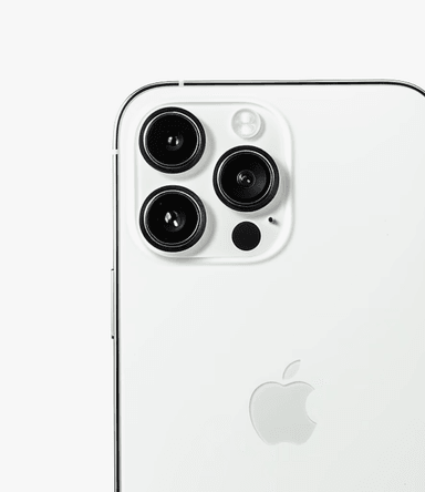 iPhone 15 White